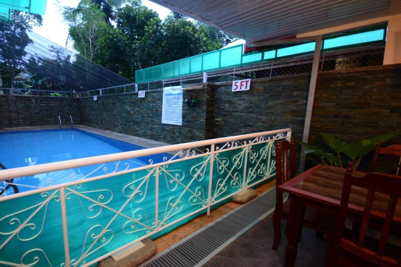 Reddoorz Premium Near Pristine Beach Puerto Princesa Exterior photo