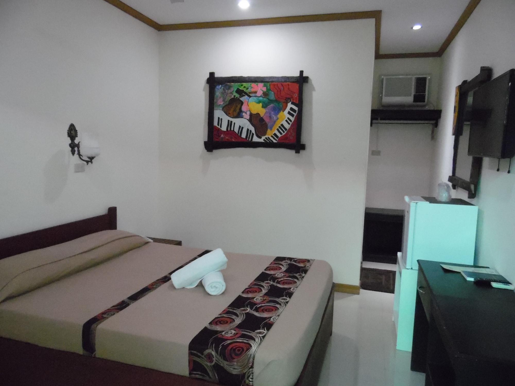 Reddoorz Premium Near Pristine Beach Puerto Princesa Exterior photo