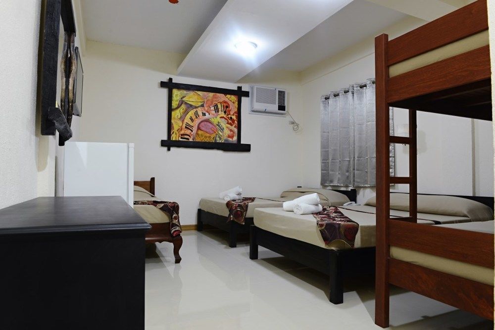Reddoorz Premium Near Pristine Beach Puerto Princesa Exterior photo