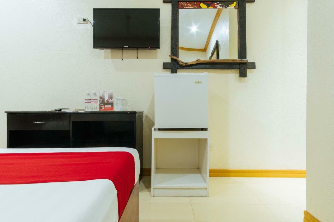 Reddoorz Premium Near Pristine Beach Puerto Princesa Exterior photo