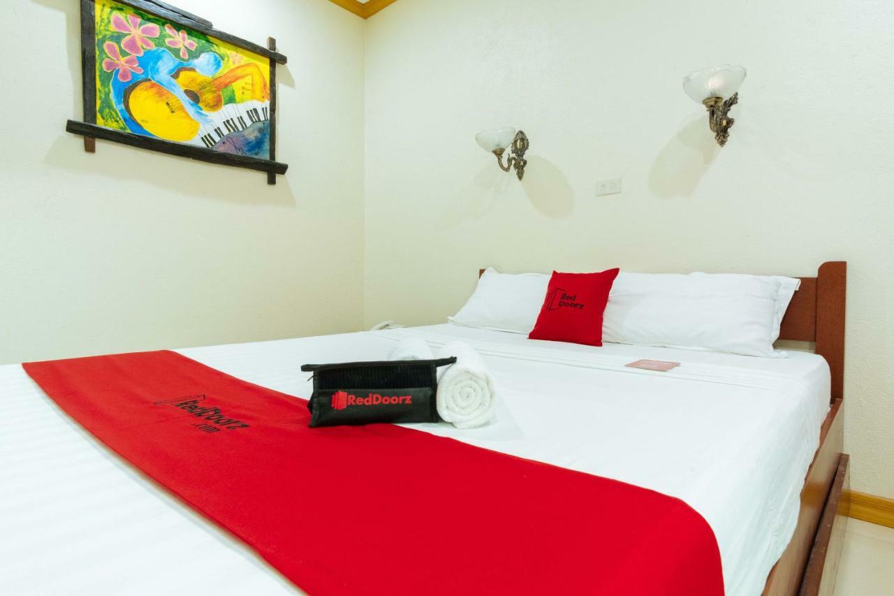Reddoorz Premium Near Pristine Beach Puerto Princesa Exterior photo
