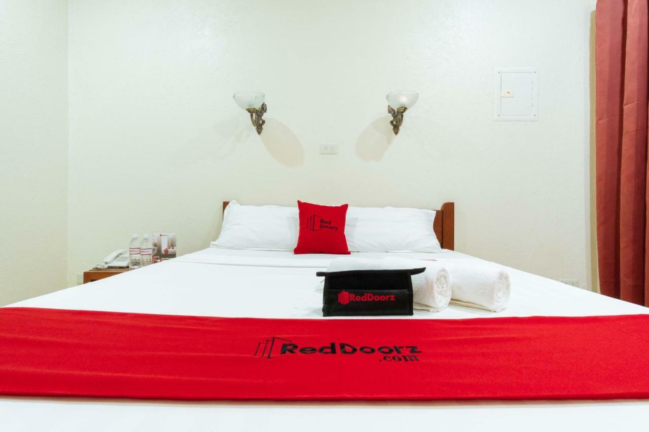 Reddoorz Premium Near Pristine Beach Puerto Princesa Exterior photo