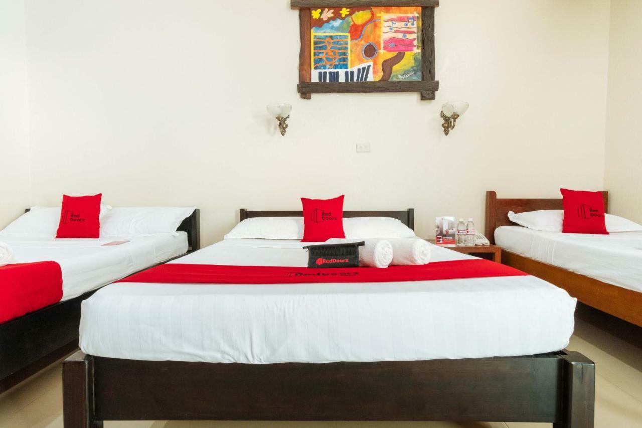 Reddoorz Premium Near Pristine Beach Puerto Princesa Exterior photo