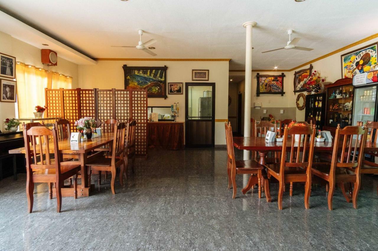 Reddoorz Premium Near Pristine Beach Puerto Princesa Exterior photo