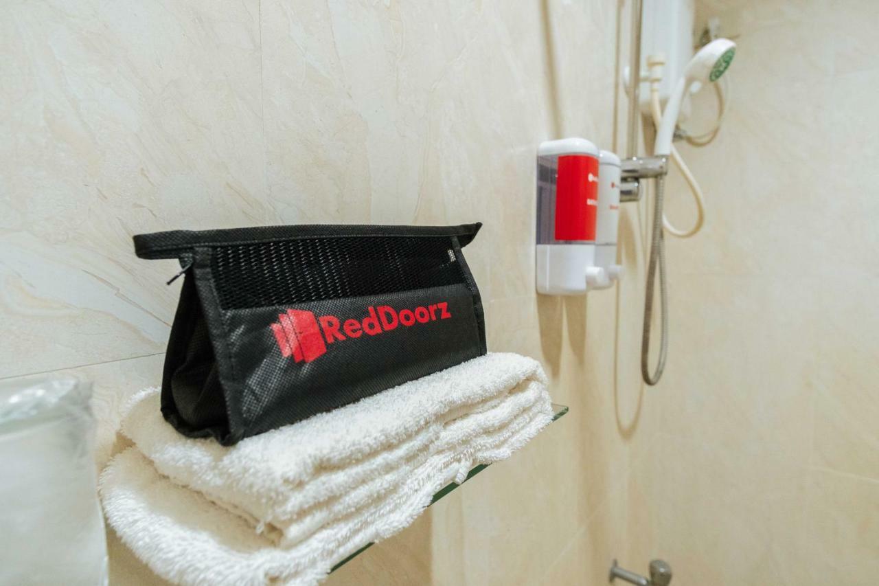 Reddoorz Premium Near Pristine Beach Puerto Princesa Exterior photo
