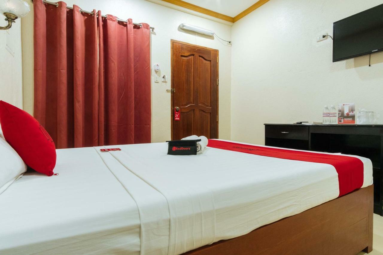 Reddoorz Premium Near Pristine Beach Puerto Princesa Exterior photo